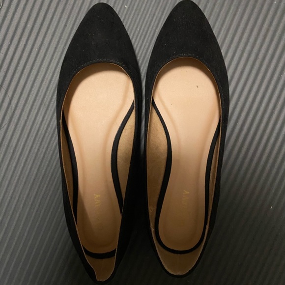 Old Navy Shoes - Old Navy Black flats